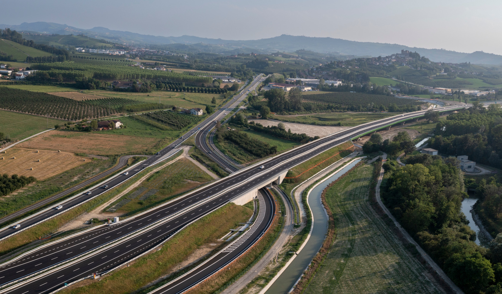 Autostrada A33, ASTICUNEO